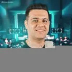 دانلود آهنگ امین حسنی به نام موهای تو خیسه - 